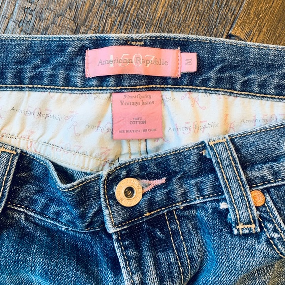 🛍2/$25 American Republic Distressed Jean Skirt - Picture 3 of 5